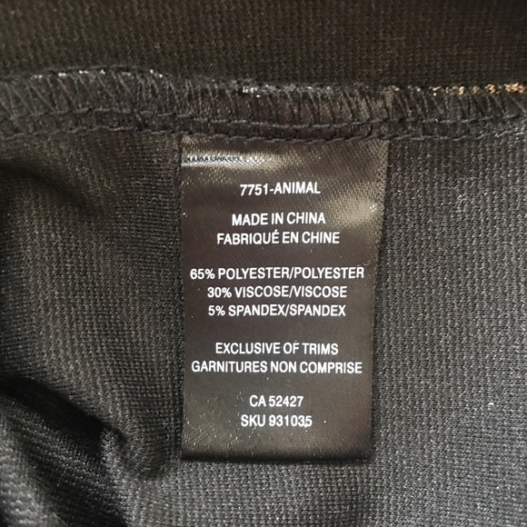 2/$18 Lilly Morgan Leopard Print Pants Size Medium - Picture 12 of 14